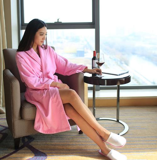 美女18水真多的相关介绍