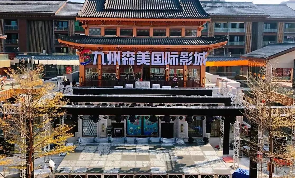 书记插人妻的相关介绍