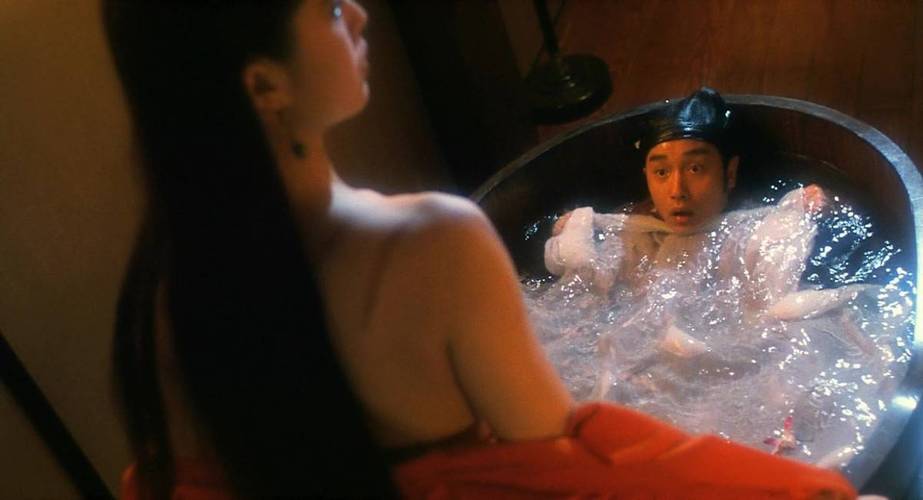 少妇熟女三区的相关介绍