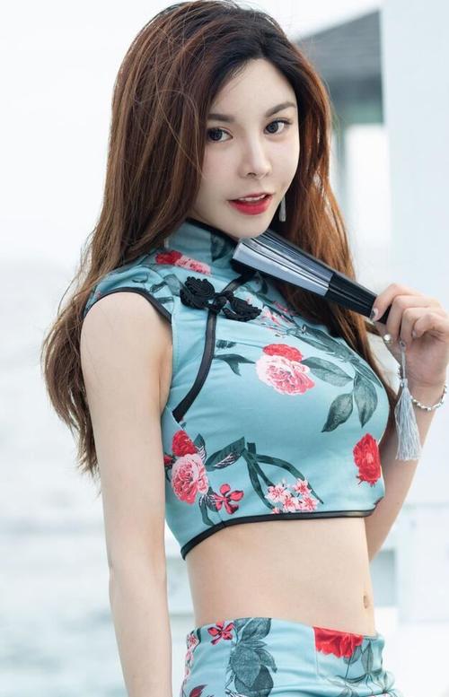蜜臀少妇av的相关介绍