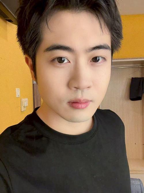 美女赤身露体让人操出白浆视频网站的相关介绍
