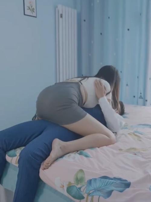 欧美老熟妇xxbb的相关介绍