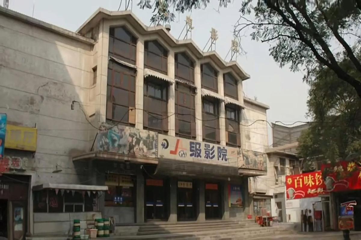 超淫少妇喷水av的相关介绍