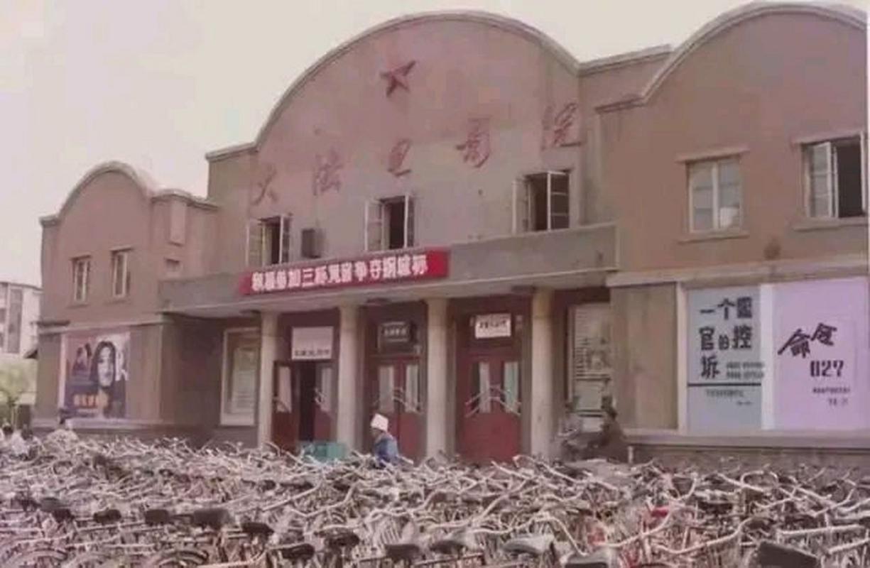 人妖ⅴs女人av人妖的相关介绍