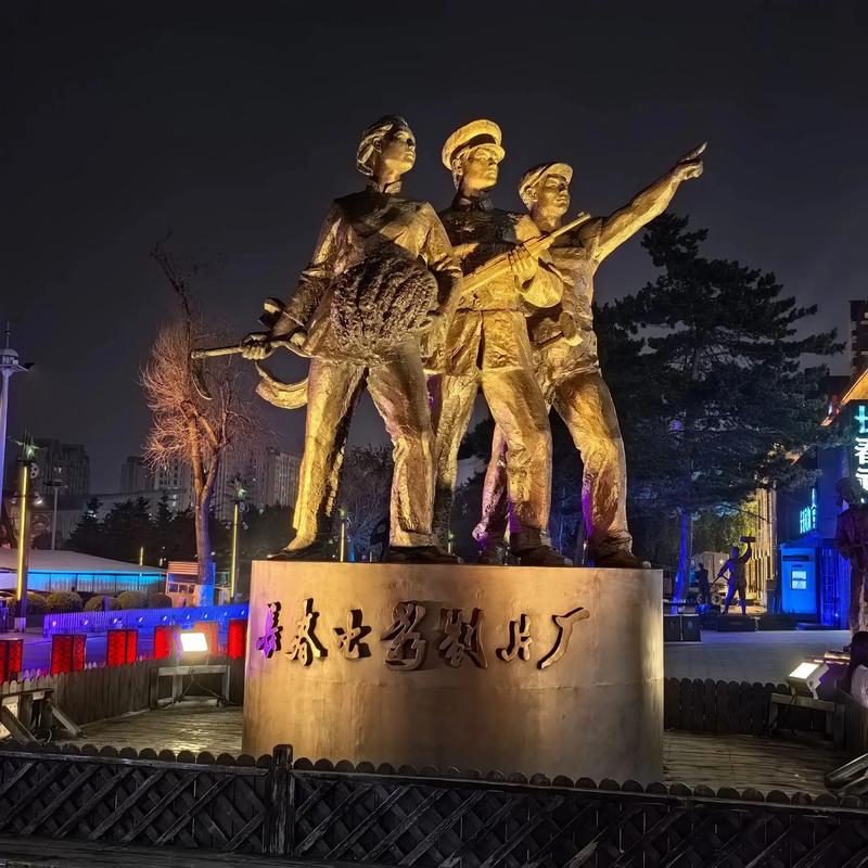 女人留黄色的分泌物的相关介绍