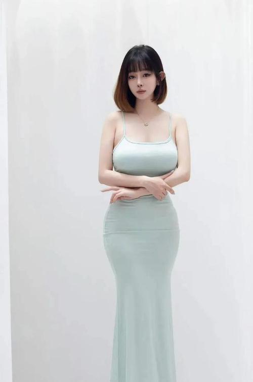 久久爱av色的相关介绍