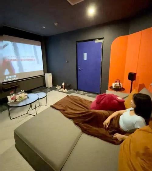 少妇熟女极品人妻的相关介绍