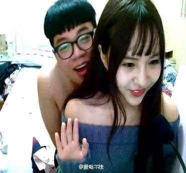 日本少妇精油按摩全身的相关介绍