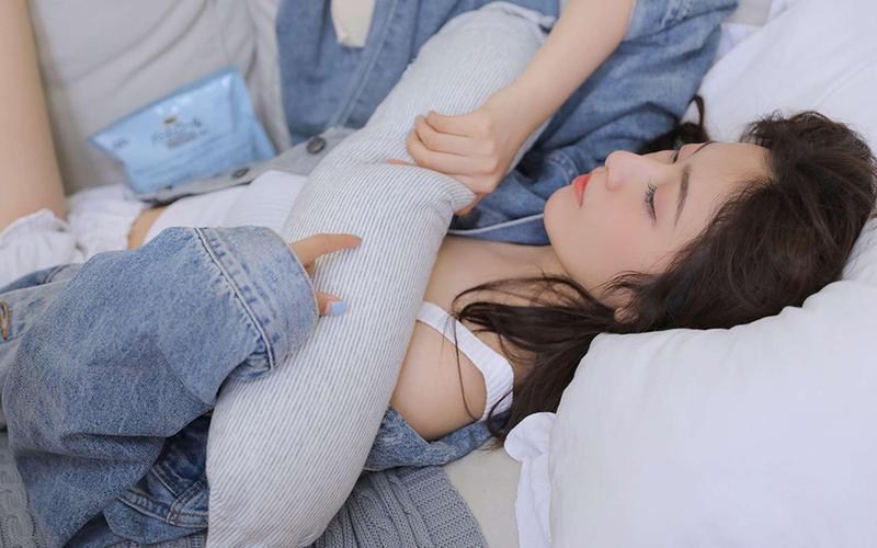 性感人妻饥渴的相关介绍