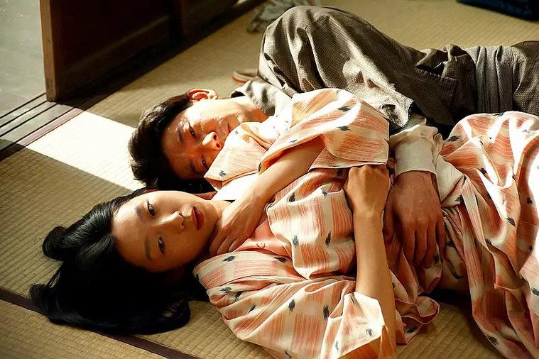 把美女操哭的相关介绍
