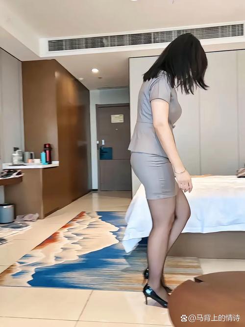 操人妻少妇av在线的相关介绍